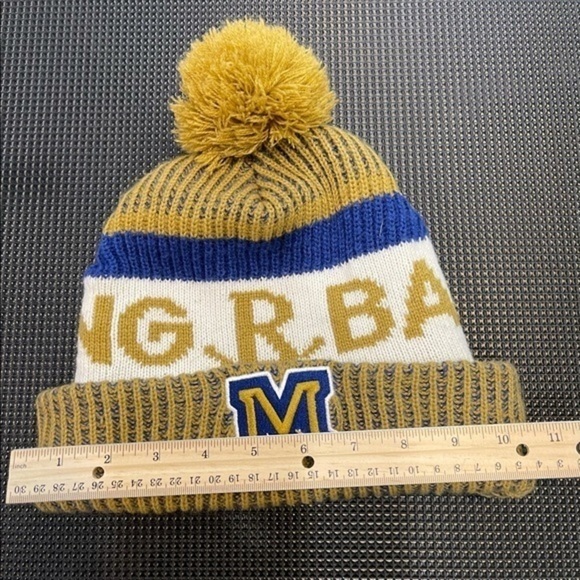 Pom Pom Beanie Hat - Picture 6 of 7